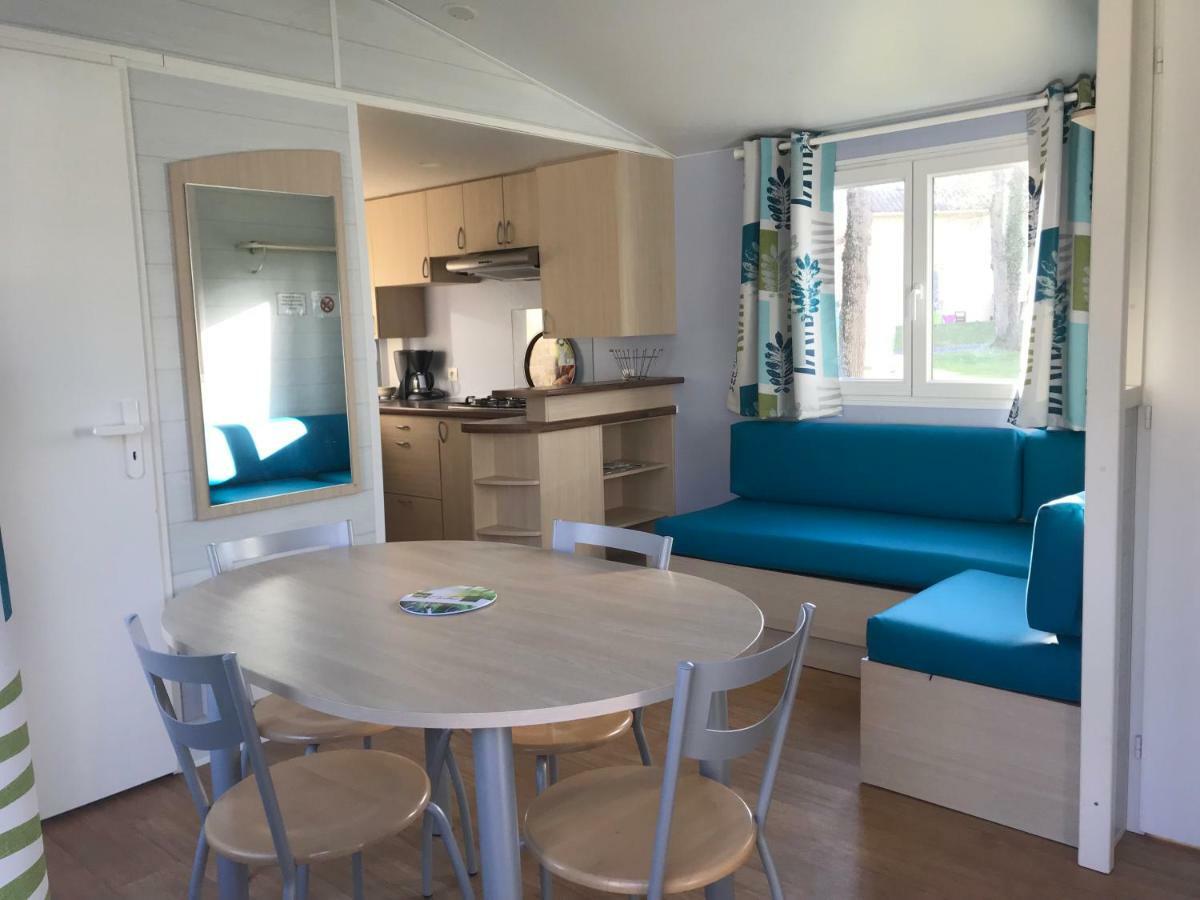 Camping Les Petites Minaudieres Hotel Saint-Sauveur  Екстериор снимка